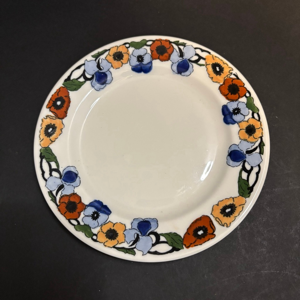 Rate Vintage Syracuse China Peasantry 8" Luncheon Plates 1927 Rare